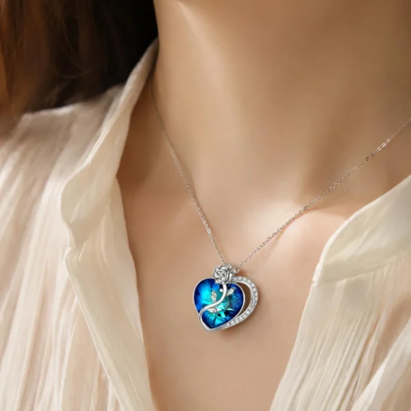 Rose diamond-set necklace
