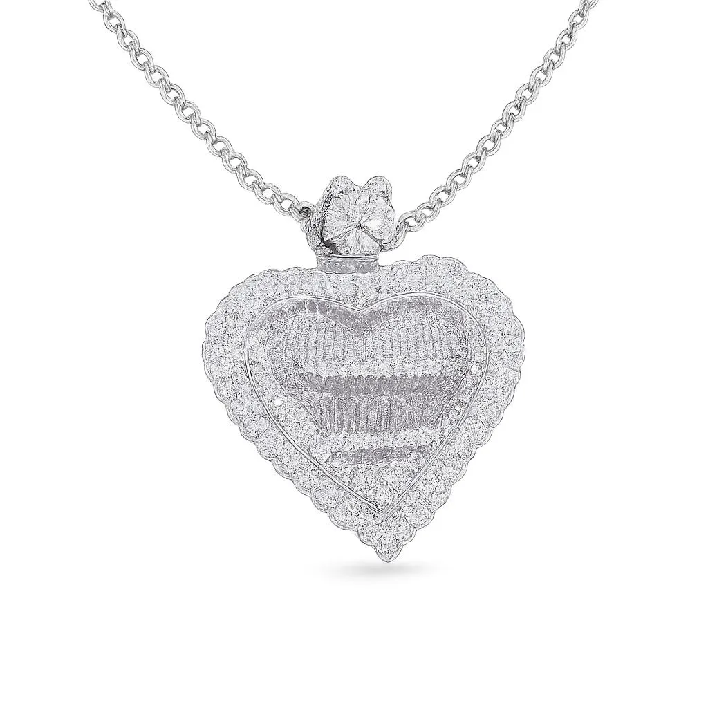 Heart pendant necklace